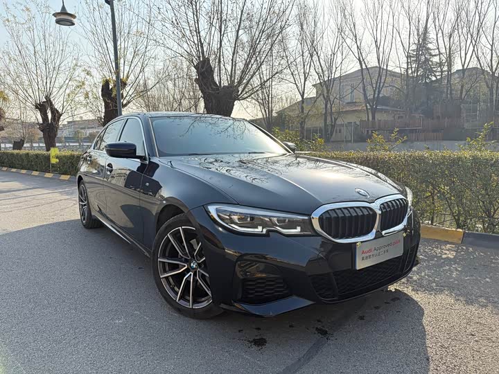 Фото 1 - BMW 3 Series