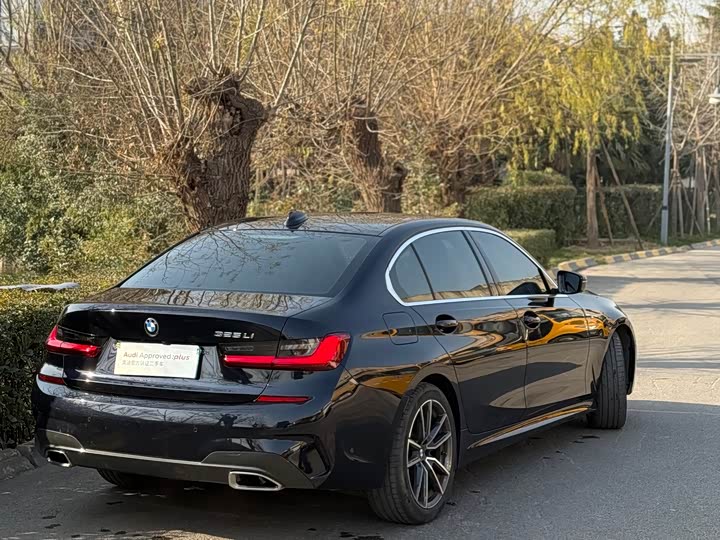 Фото 5 - BMW 3 Series