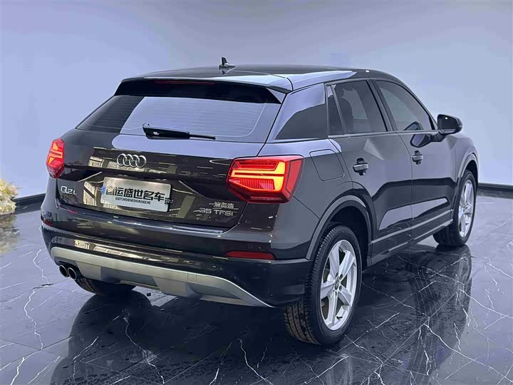 Фото 4 - Audi Q2L