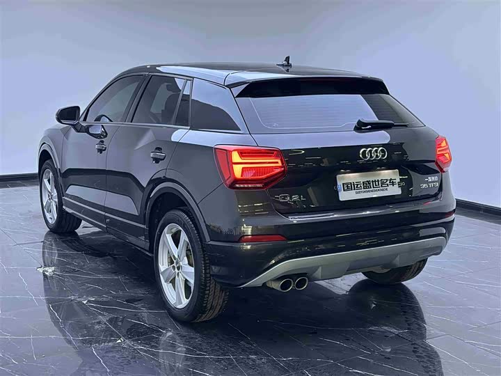 Фото 6 - Audi Q2L