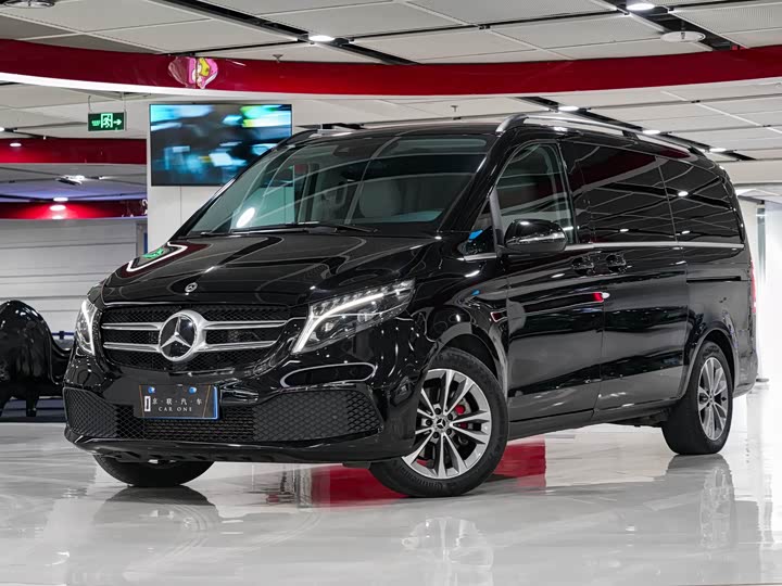 Фото 1 - Mercedes-Benz V-Class