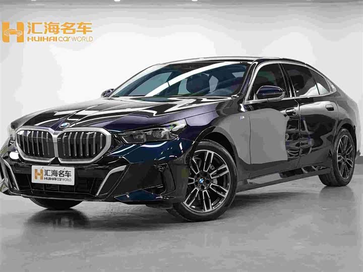 Фото 1 - BMW 5 Series