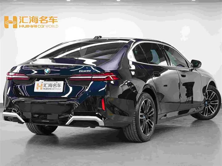 Фото 4 - BMW 5 Series