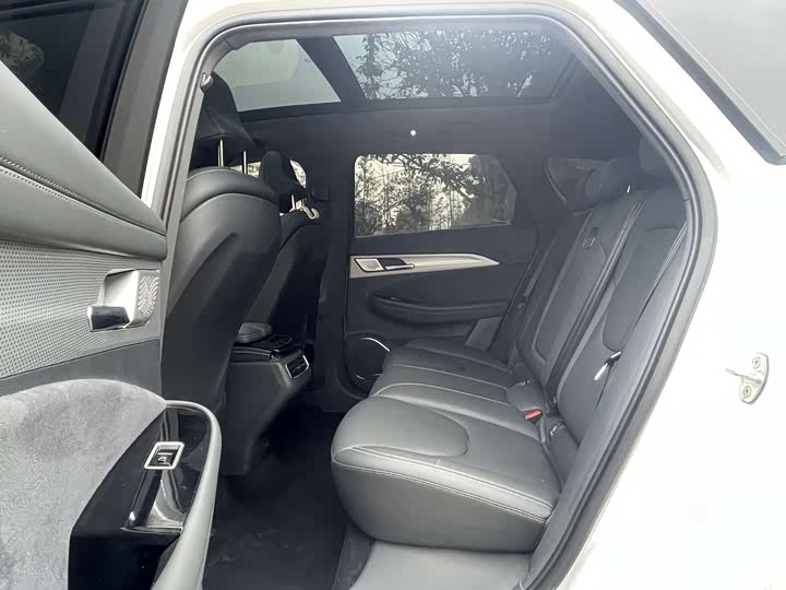 Фото 8 - BAIC Arcfox Alpha T