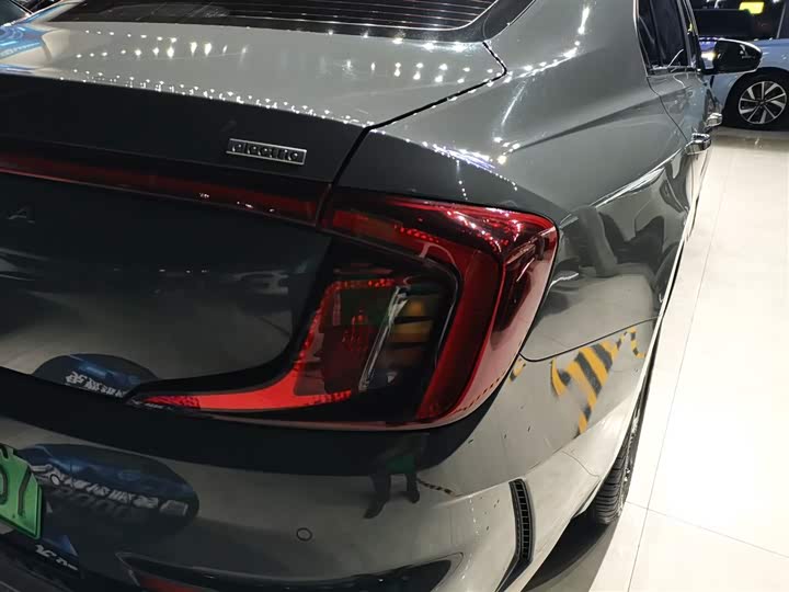 Фото 8 - Hyundai Mistra EV