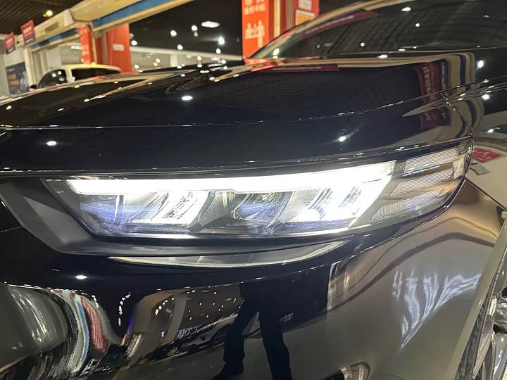 Фото 8 - Honda Inspire