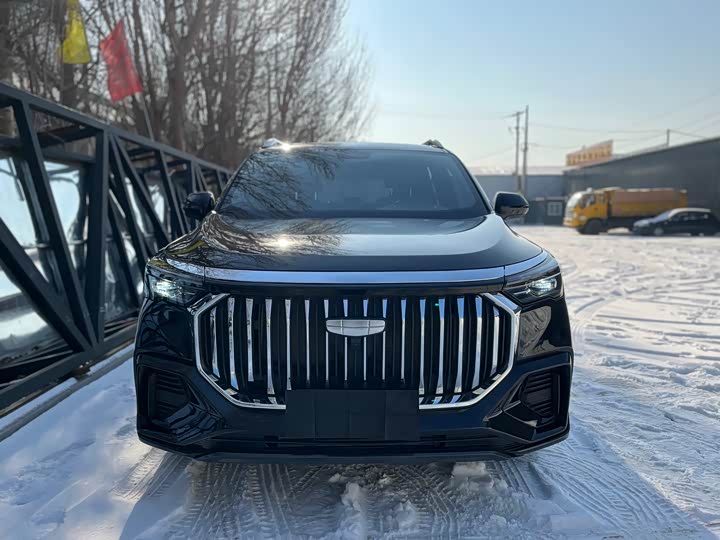 Фото 2 - Geely Okavango L