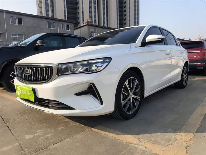 Фото 2 - Geely Emgrand