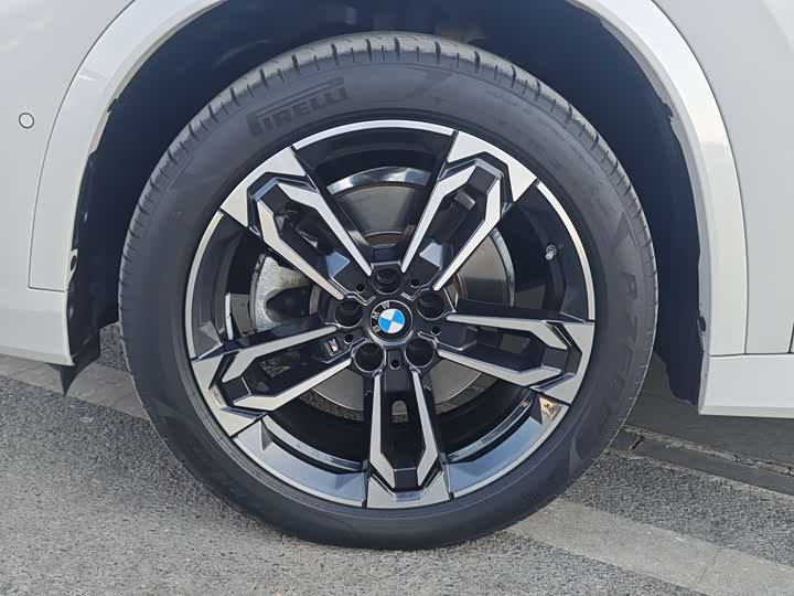 Фото 7 - BMW X1