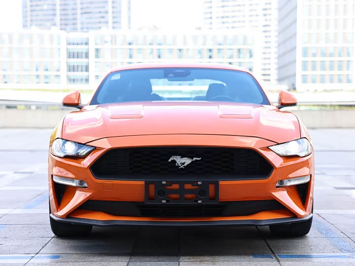 Фото 2 - Ford Mustang