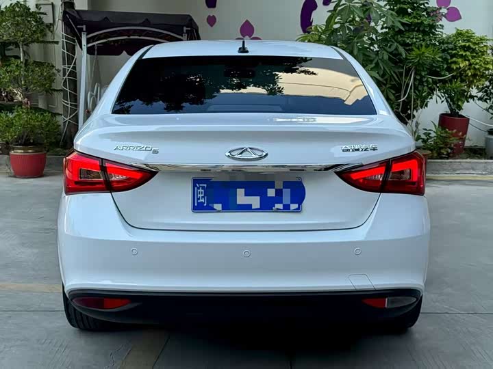 Фото 8 - Chery Arrizo 5