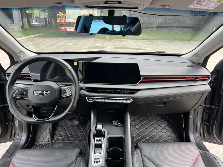 Фото 5 - Geely Binrui