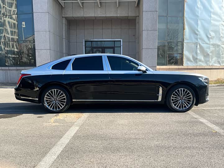 Фото 7 - Hongqi H9