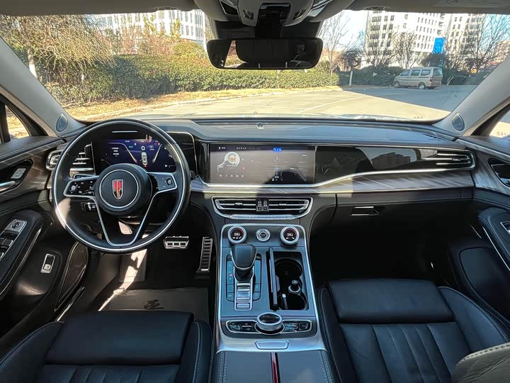 Фото 9 - Hongqi H9