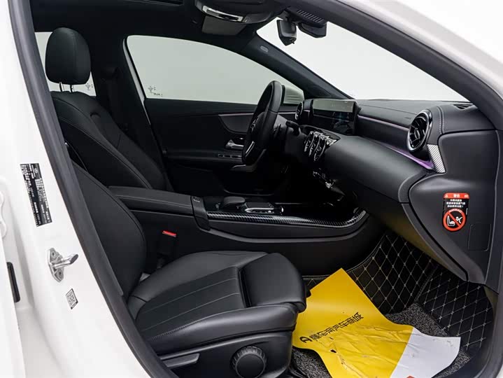 Фото 9 - Mercedes-Benz A-Class