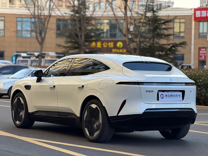 Фото 4 - Avatr 11