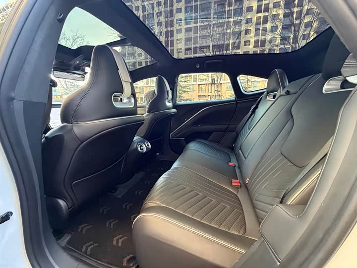 Фото 8 - Avatr 11