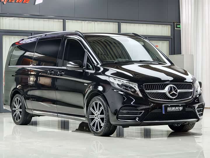 Фото 3 - Mercedes-Benz V-Class
