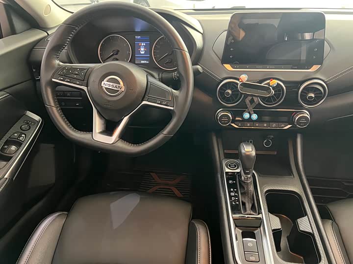 Фото 9 - Nissan Sylphy
