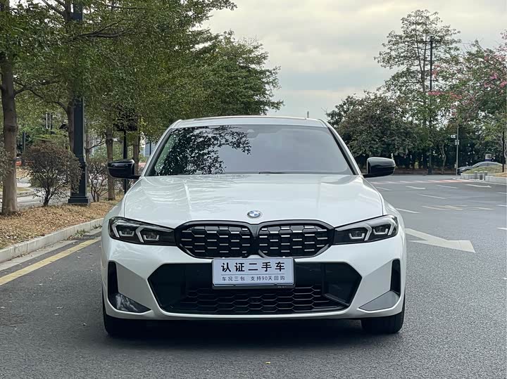 Фото 2 - BMW 3 Series