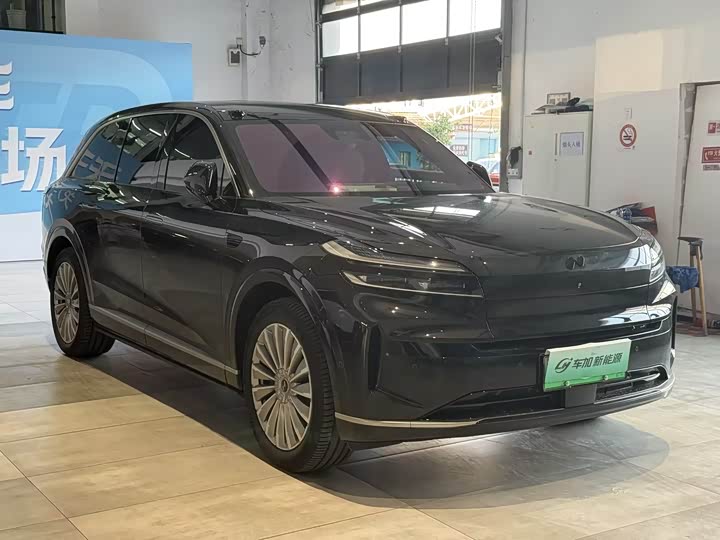 Фото 3 - Nio Onvo L90