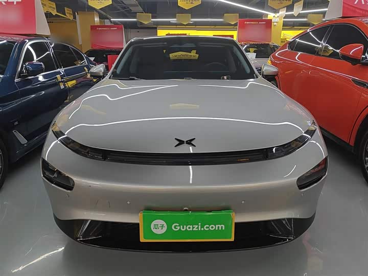 Фото 3 - XPeng P7