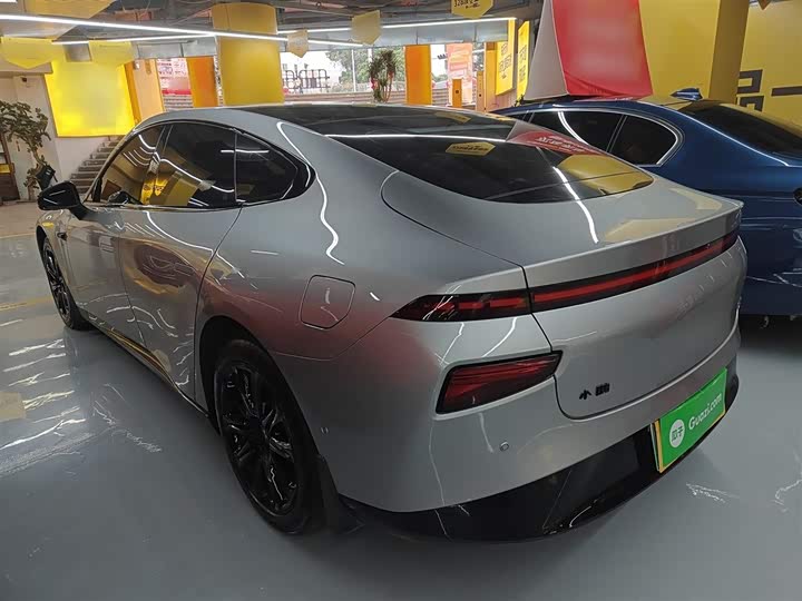 Фото 5 - XPeng P7