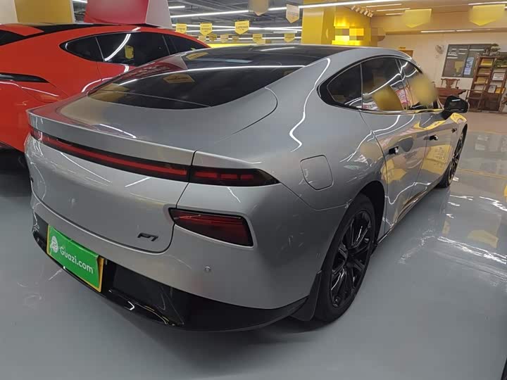 Фото 7 - XPeng P7