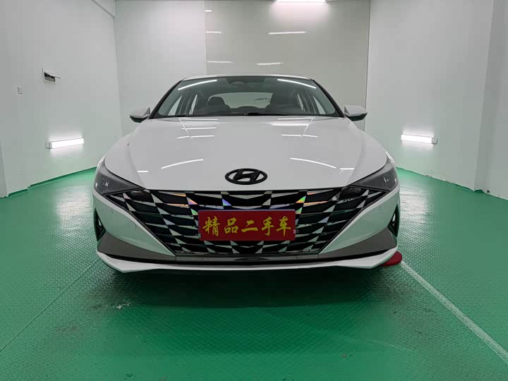Фото 2 - Hyundai Elantra N line