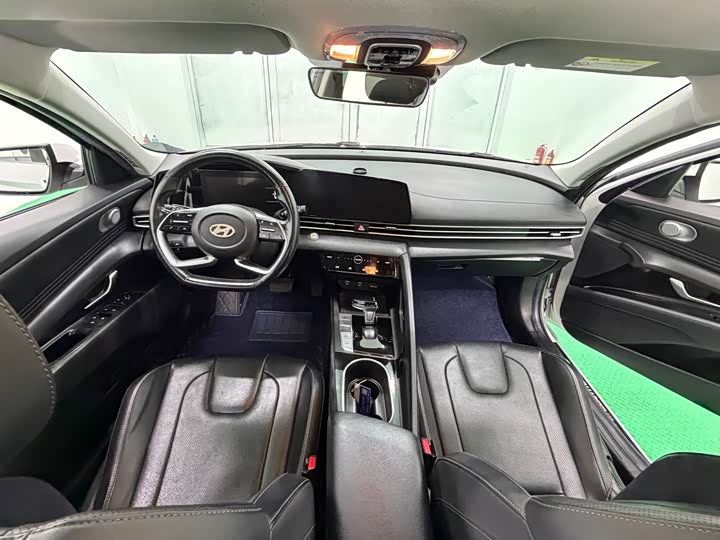 Фото 8 - Hyundai Elantra N line