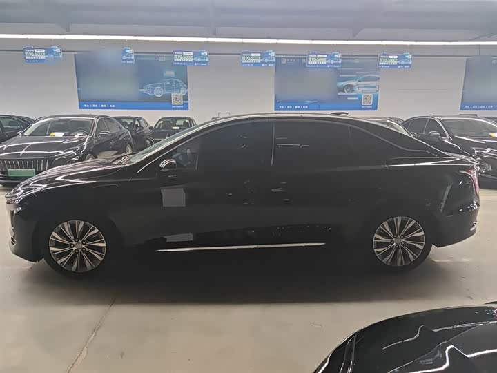 Фото 5 - Hongqi E-QM5