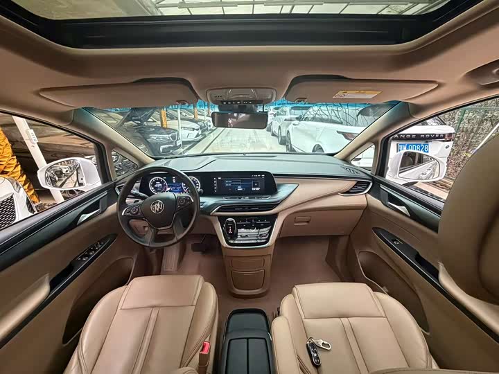 Фото 9 - Buick GL8 ES