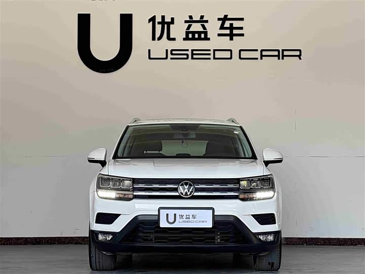 Фото 2 - Volkswagen Tharu