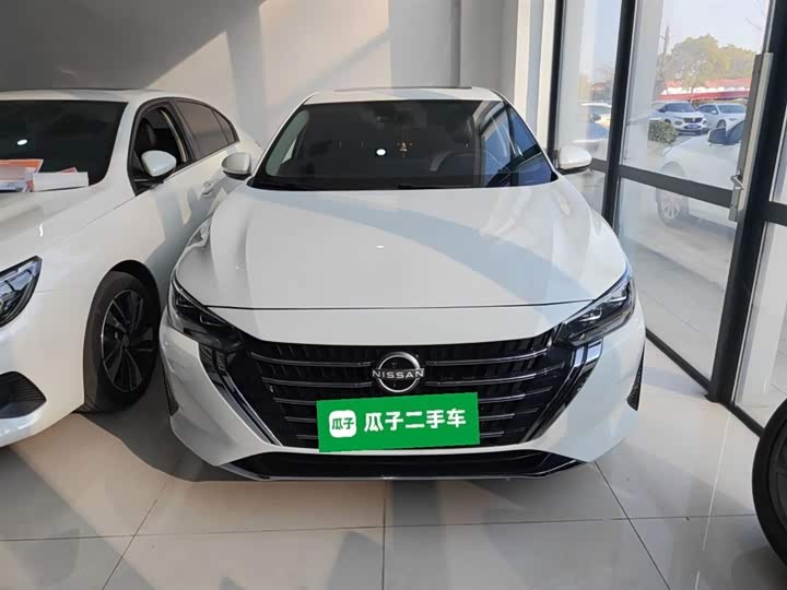 Фото 3 - Nissan Sylphy