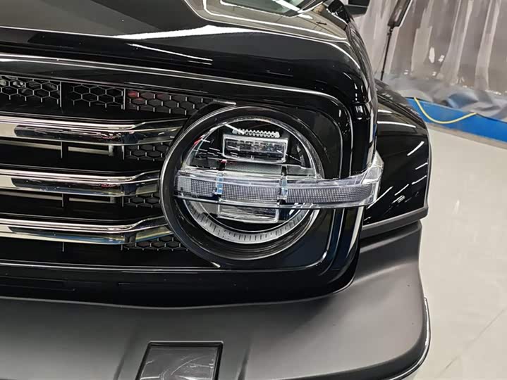 Фото 5 - Tank 300