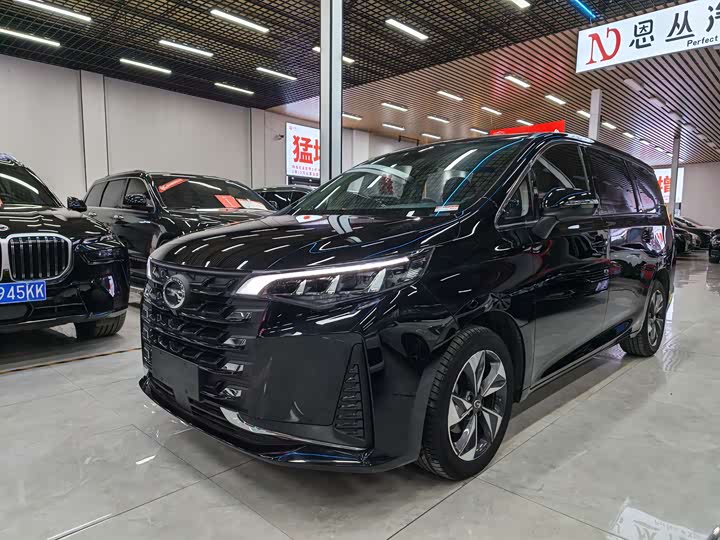 Фото 1 - GAC Trumpchi M6