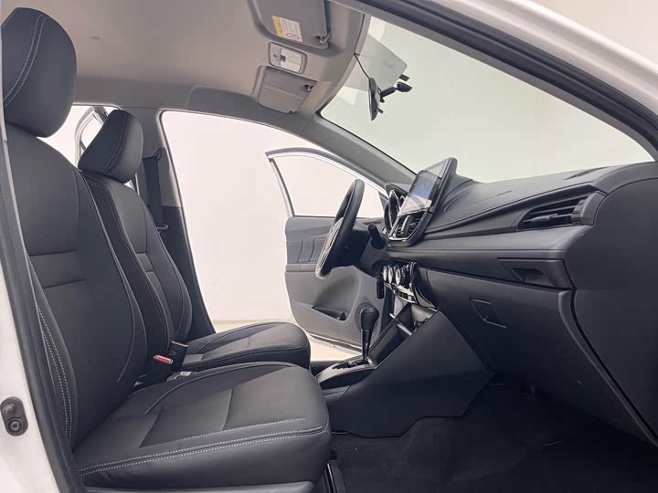 Фото 8 - Toyota Vios