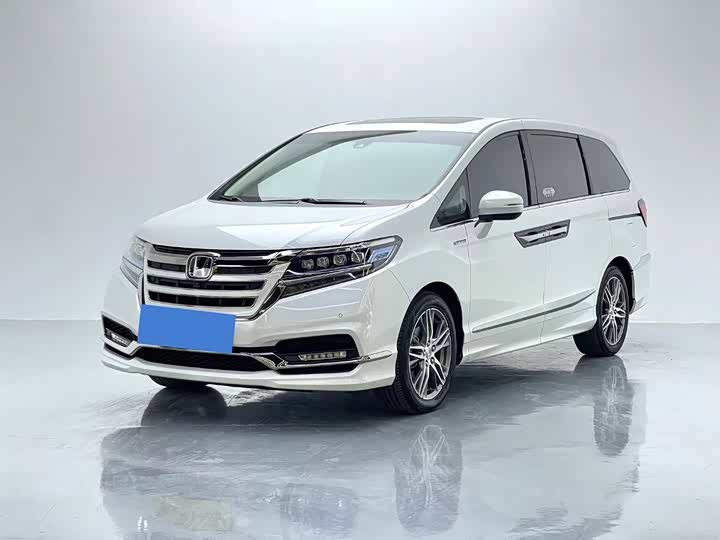 Фото 1 - Honda Elysion