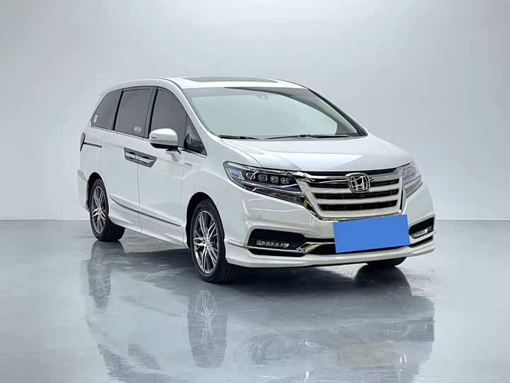 Фото 3 - Honda Elysion