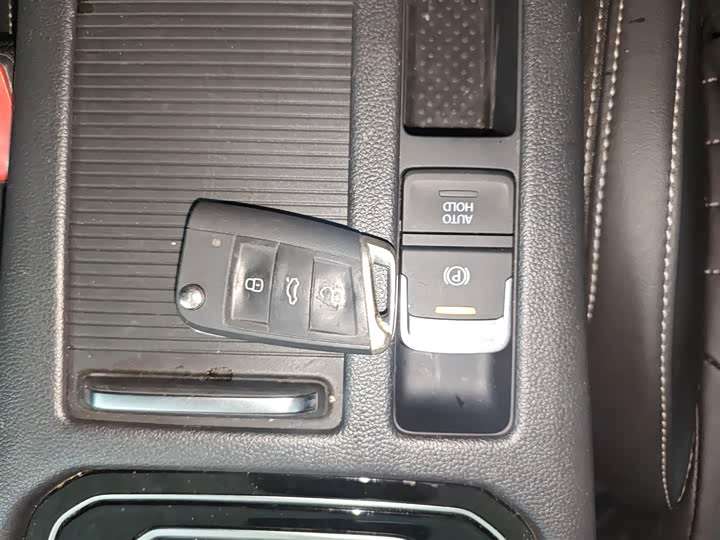 Фото 9 - Volkswagen Magotan