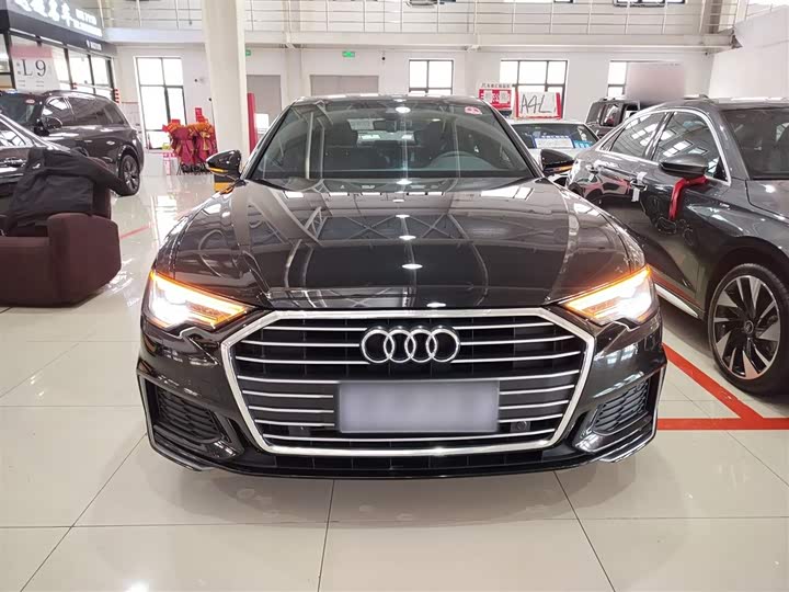 Фото 3 - Audi A6L