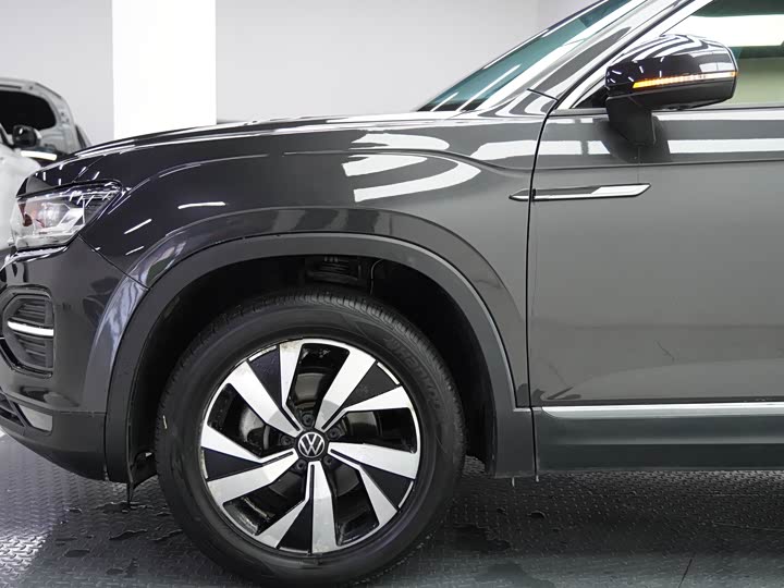 Фото 8 - Volkswagen Tayron