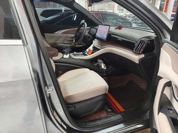 Фото 8 - BYD Song Pro Hybrid