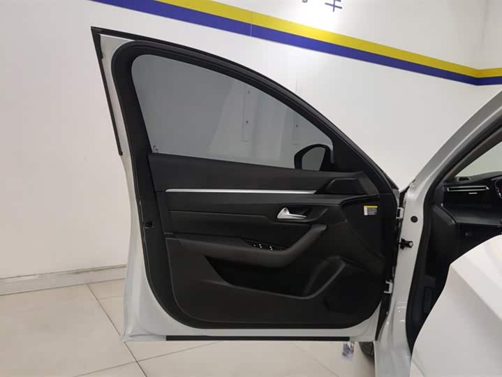 Фото 7 - Peugeot 508