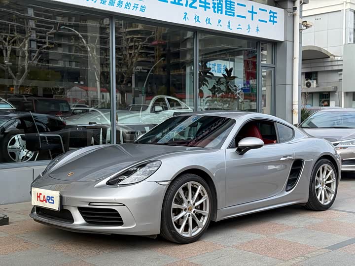 Фото 1 - Porsche 718