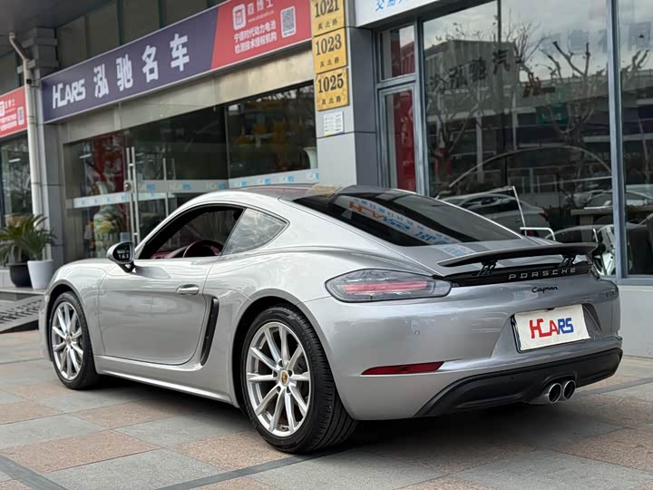 Фото 2 - Porsche 718