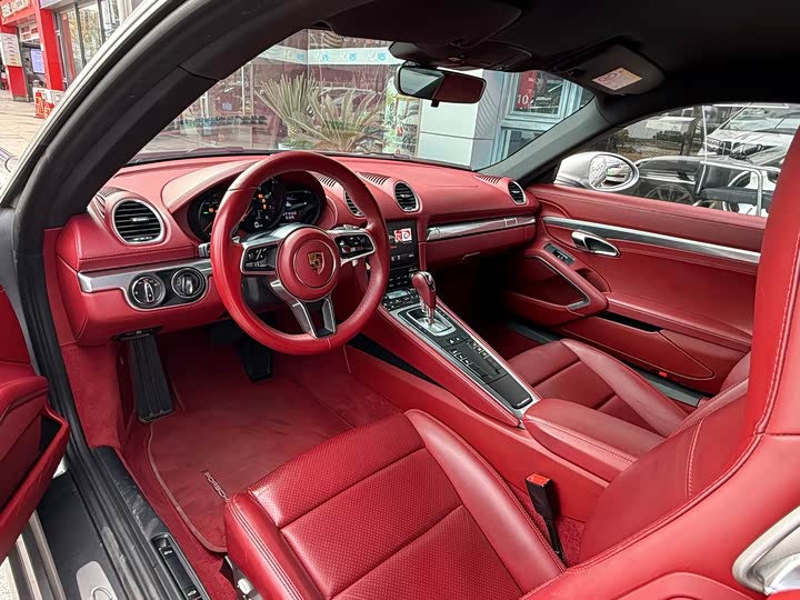 Фото 3 - Porsche 718