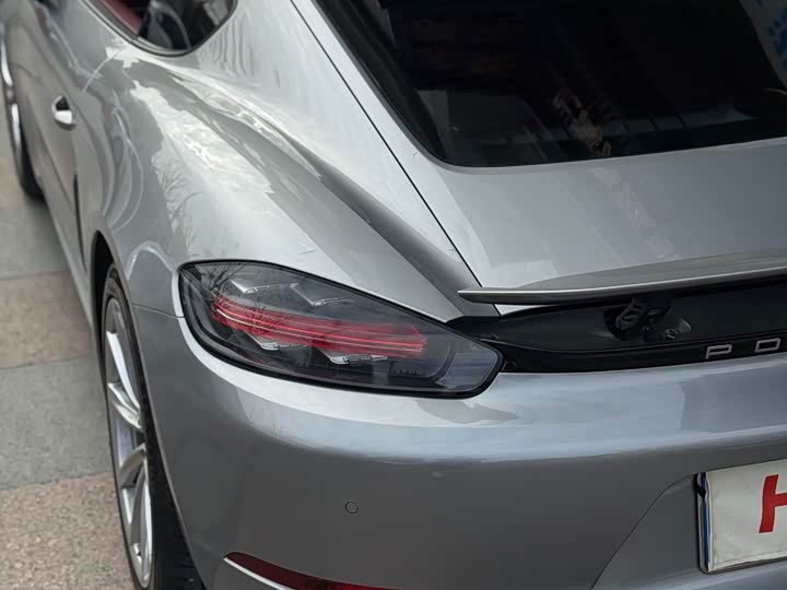 Фото 4 - Porsche 718