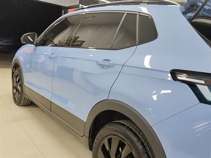 Фото 5 - Volkswagen Tharu