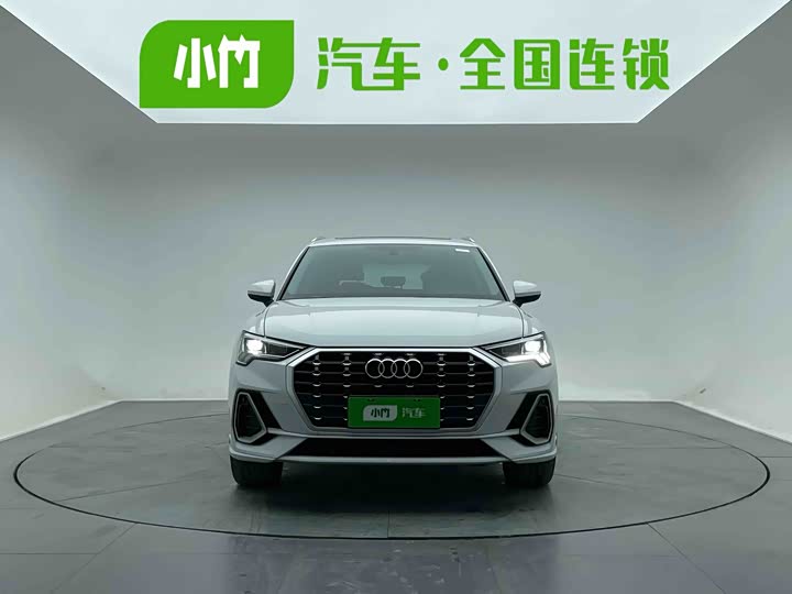 Фото 2 - Audi Q3